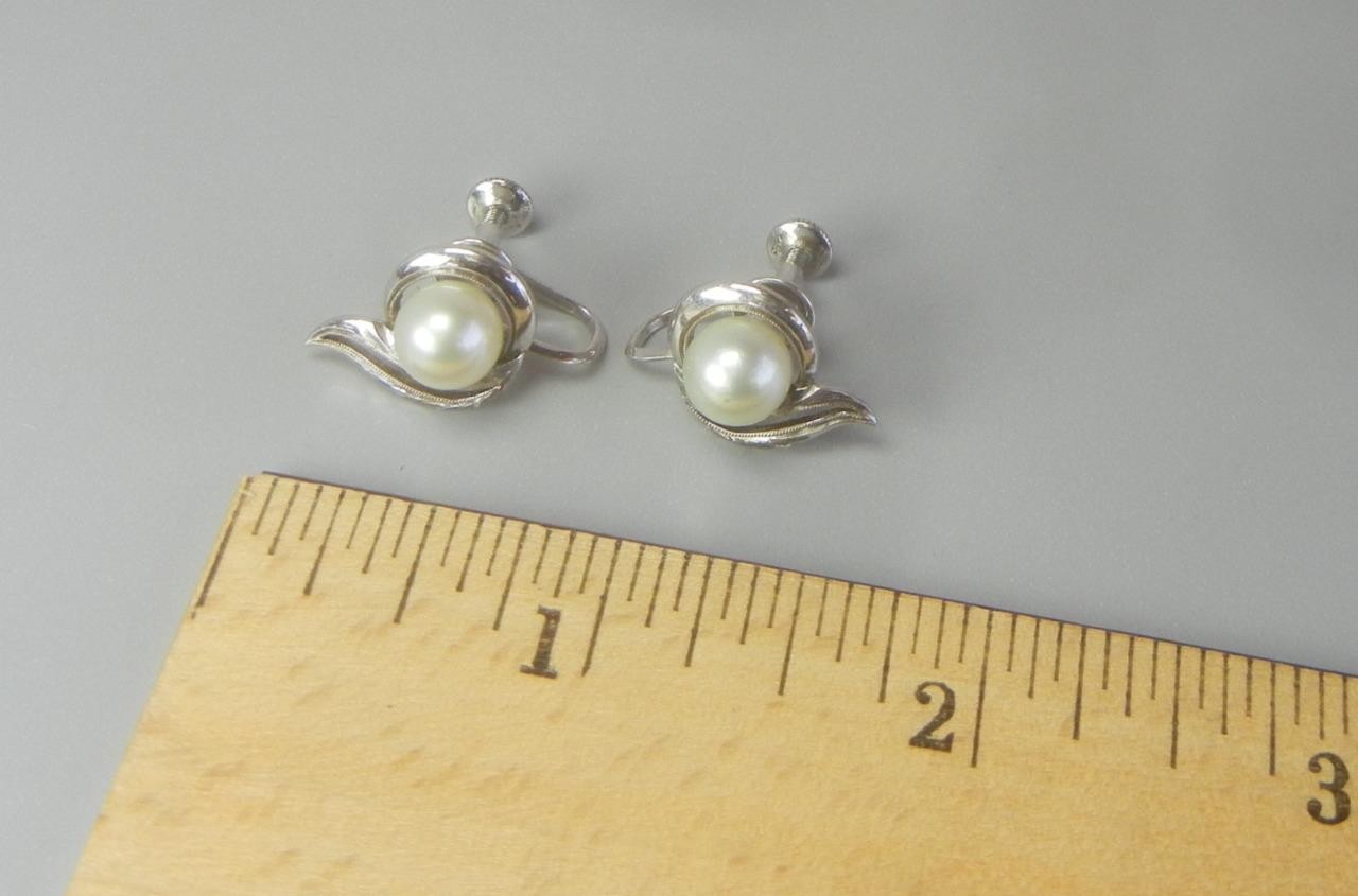 Mikimoto Silver Earrings Cultured Akoya 8MM Pearls Screwback Signed
