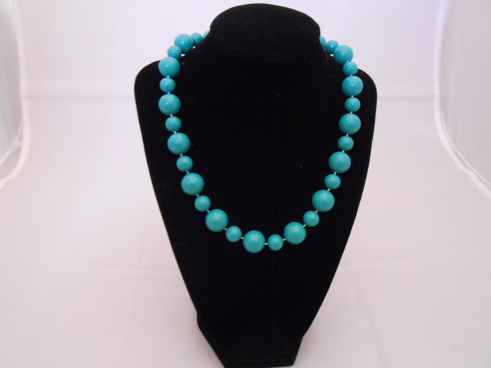 Vintage Turquoise Round Beaded Necklace, Spring Clasp, Retro, Women’s, Jewelry