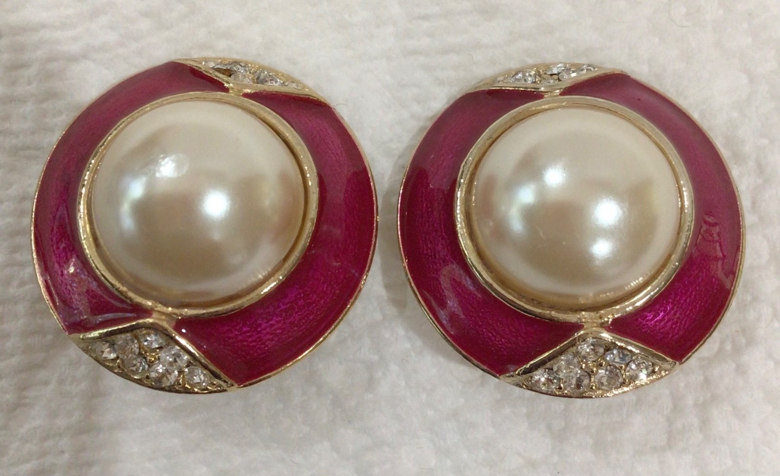 Gay Boyer Faux Pearl Red Enamel Gold Tone Clip On Earrings Vintage