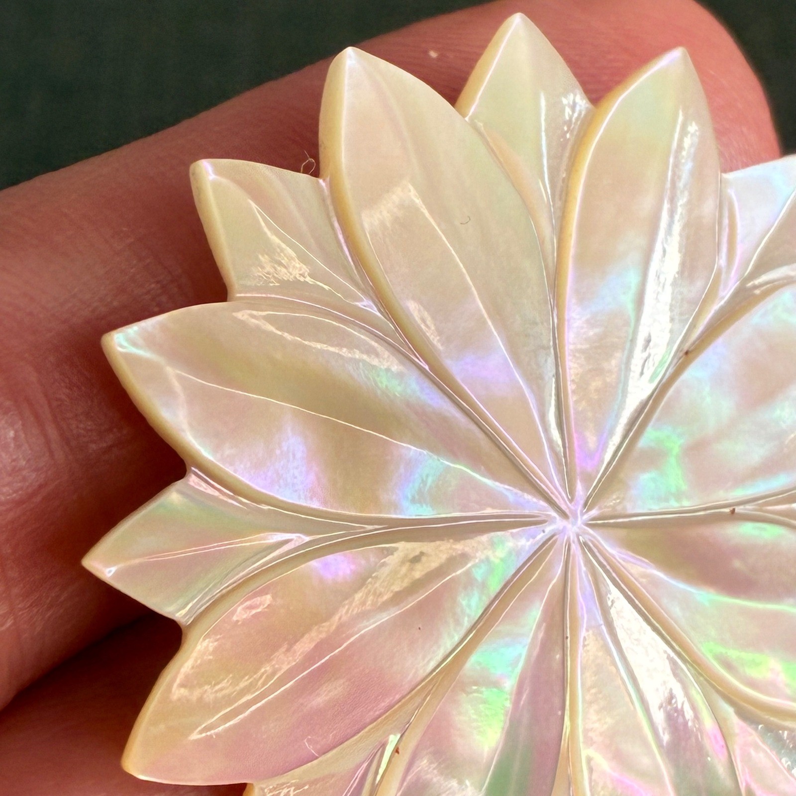 Vintage Mother Of Pearl Flower Brooch Carved Floral Iridescent Shell Pin 1.6″