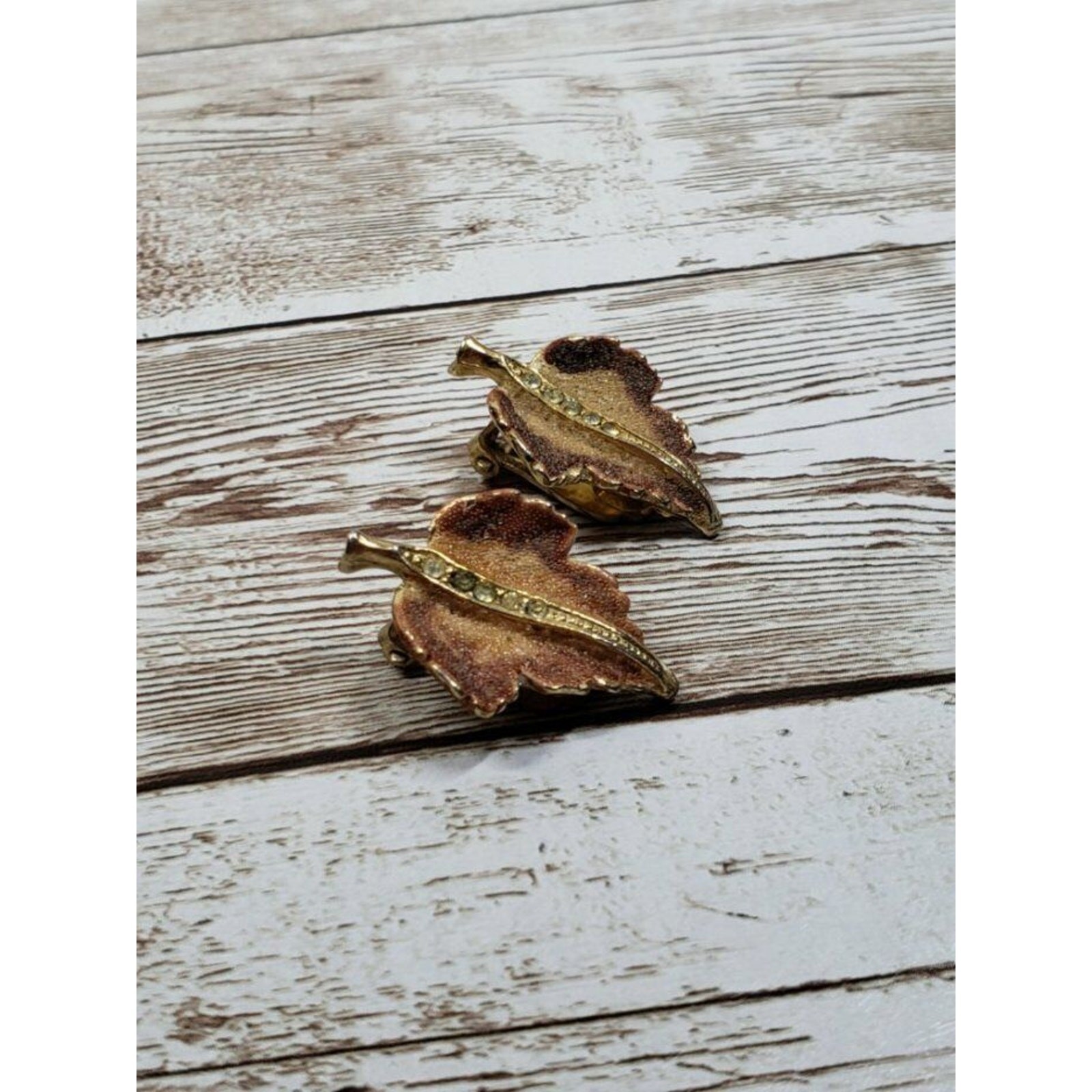 Vintage Clip On Earrings Leaf Earrings with Gold/Red Dusted Texture