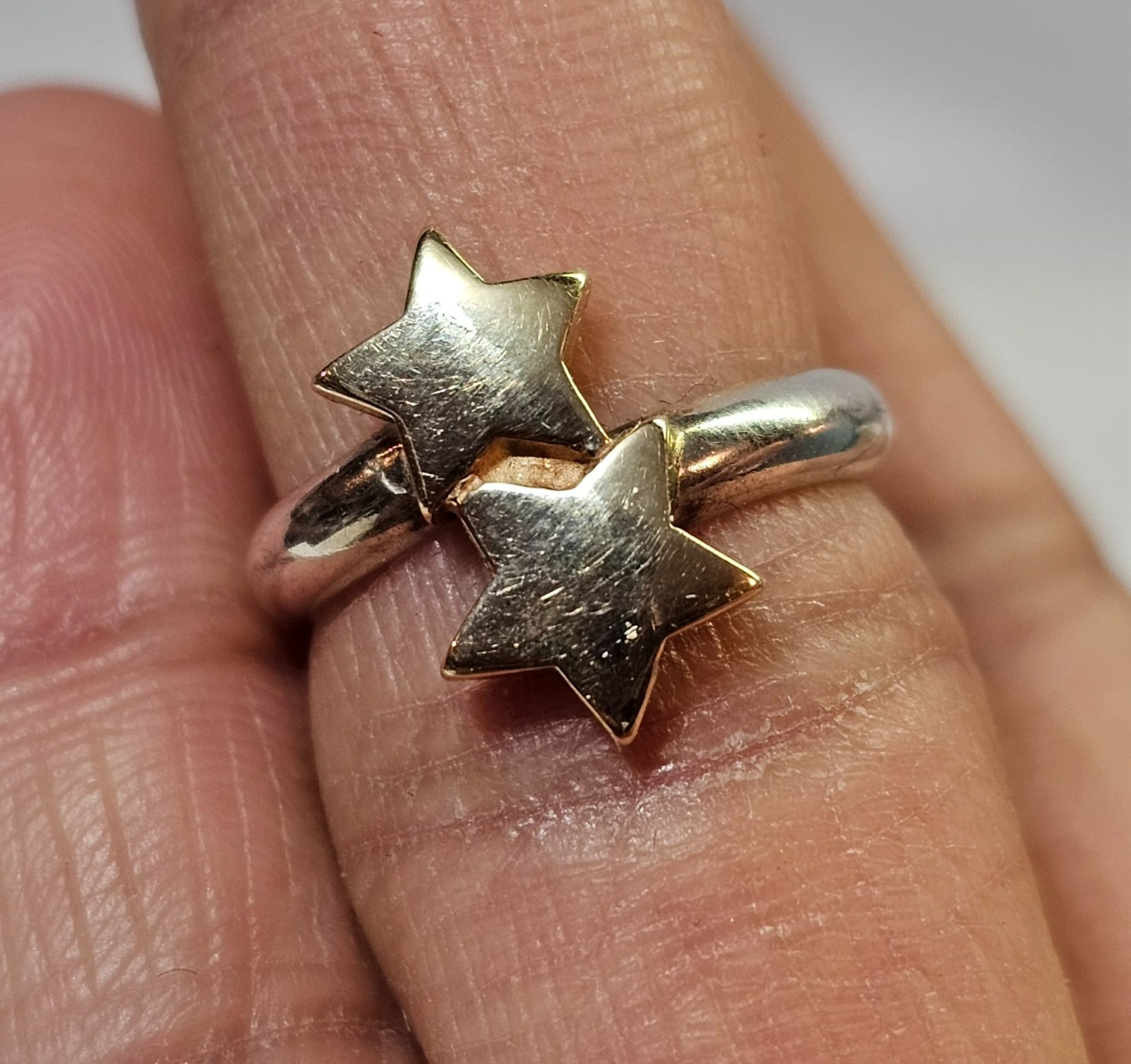Sterling Silver & 14k Gold Woman Lady Fashion Ring W/ 2 Stars Sz 5″-3.31g-Tested