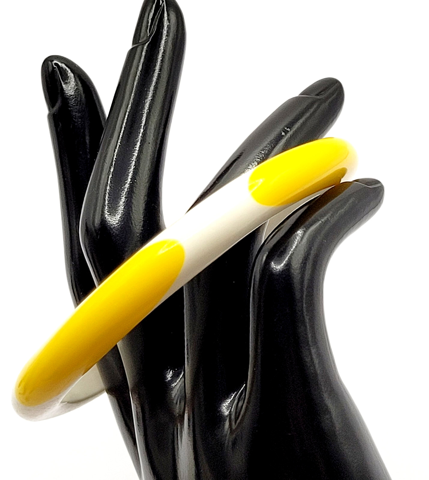 Yellow and White Lucite Vintage 1980s Bangle Bracelet Retro Style