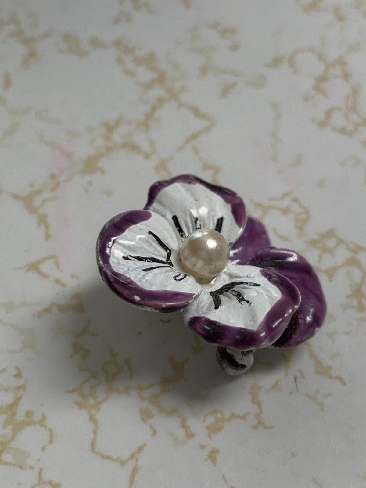 VINTAGE STERLING SILVER BEAU ENAMELED PANSY 925 PIN