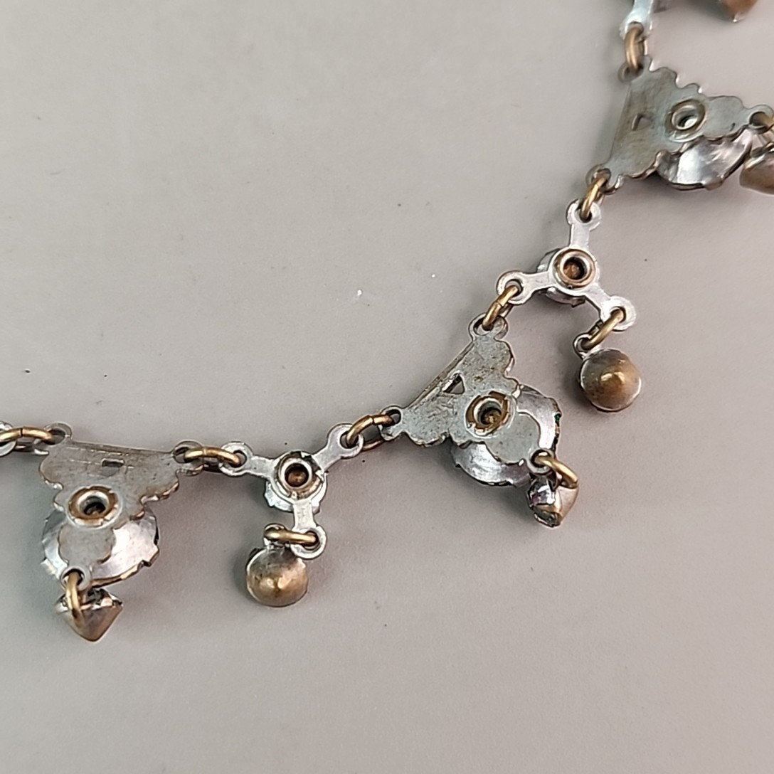 Vintage Rhinestone Necklace Festoon Green Glass Drops Multi-tone 16″ 1940s