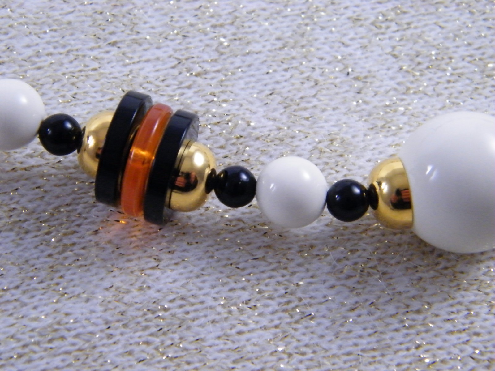 VINTAGE NEW TRIFARI ~ CREAM / BLACK / ORANGE / GOLD TONE BEAD ~ 30″ NECKLACE