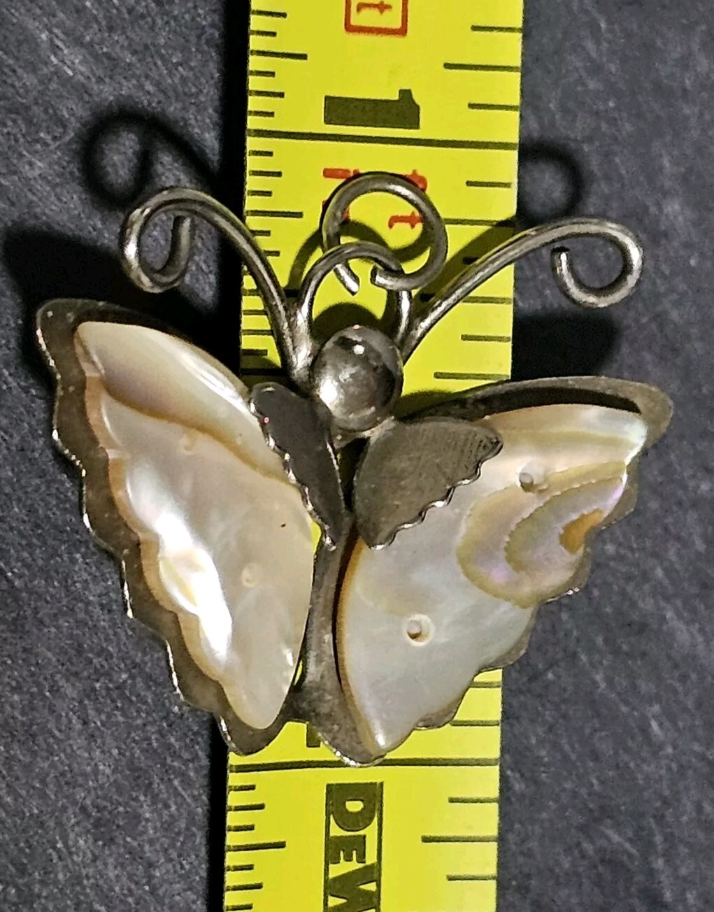 10 Costume Jewelry Mix Metal Gold And Silvertone Pendant Lot Unmarked