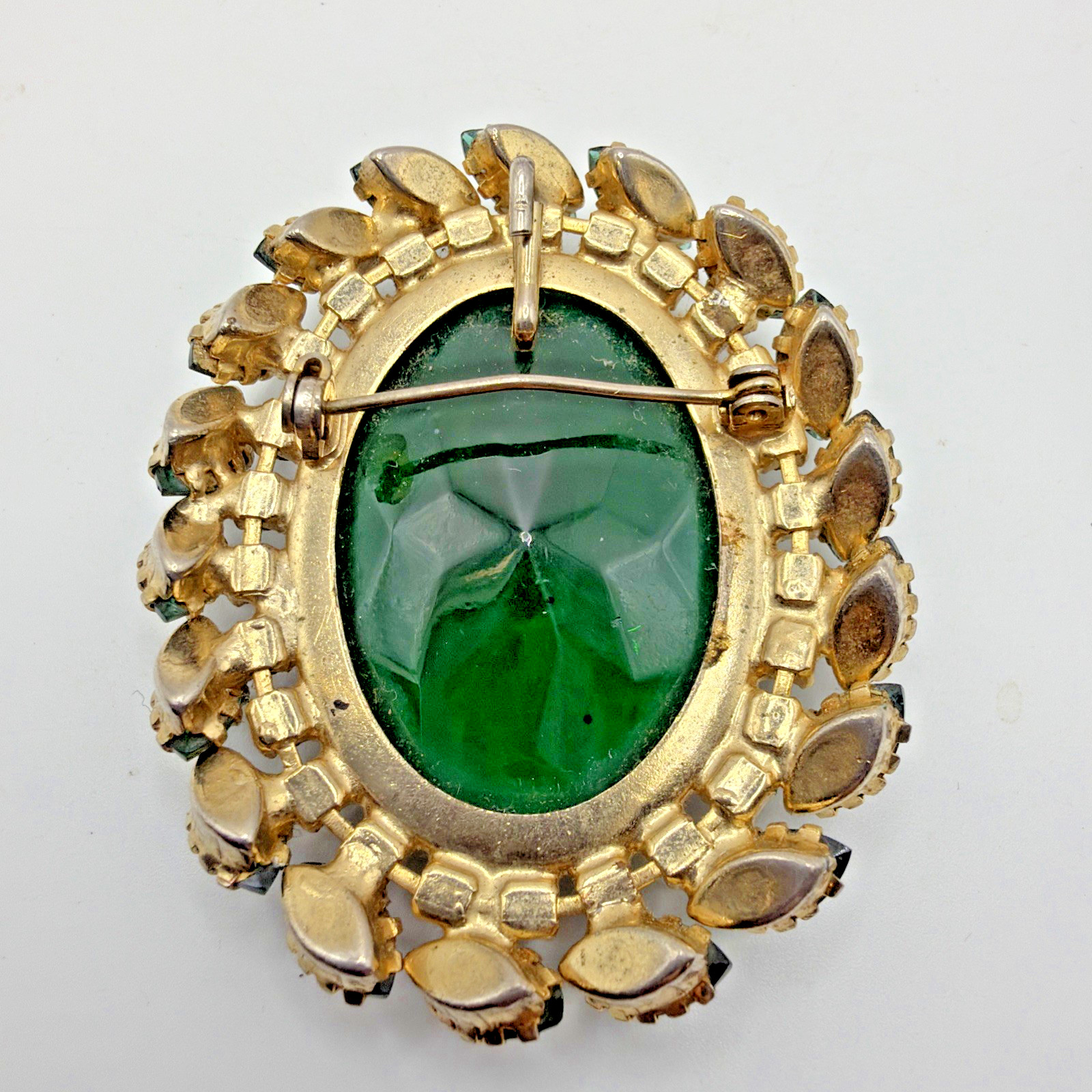 Vintage Gold Toned Austria Emerald Crystal Brooch Pendant