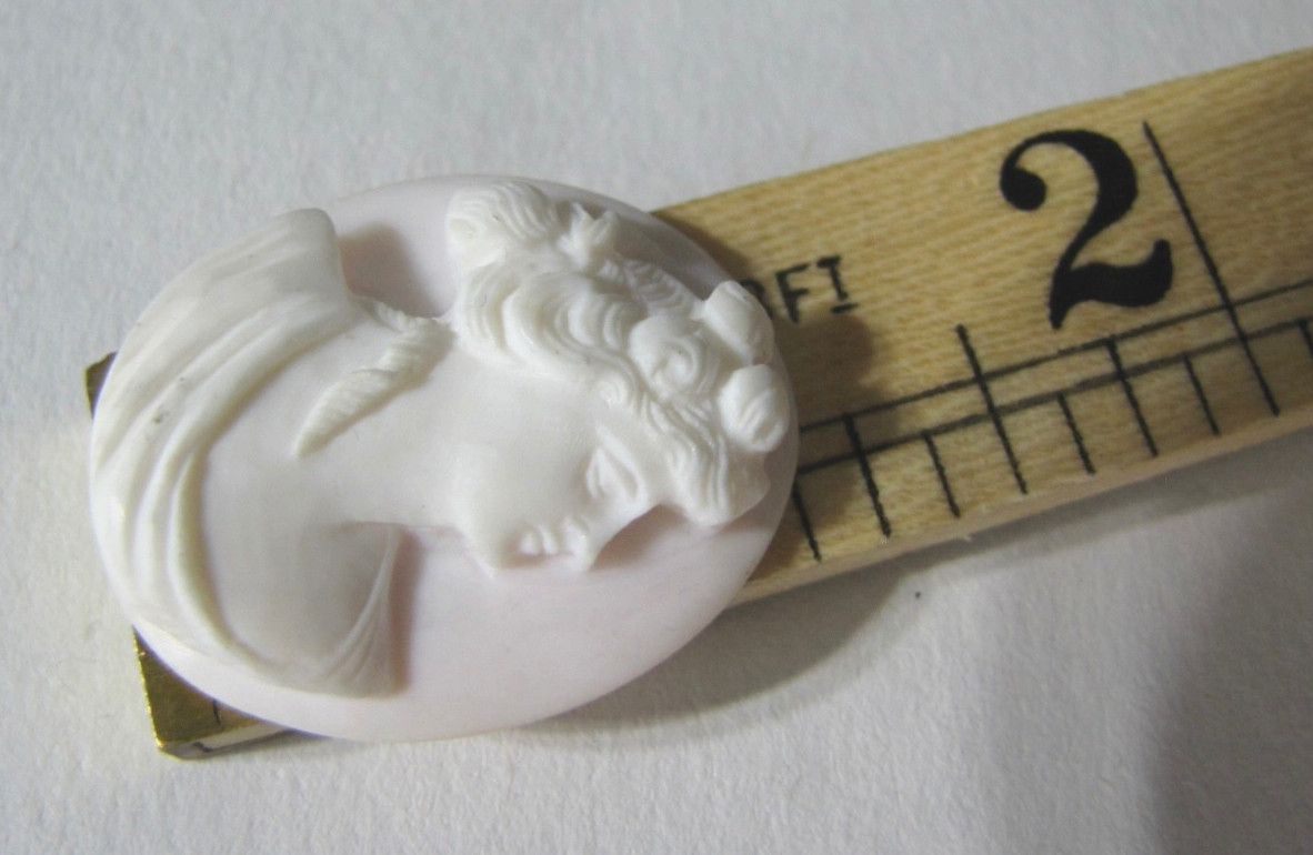 High Relief Conch Shell Cameo Lady Portrait Pink Hand Carved Loose 26mm