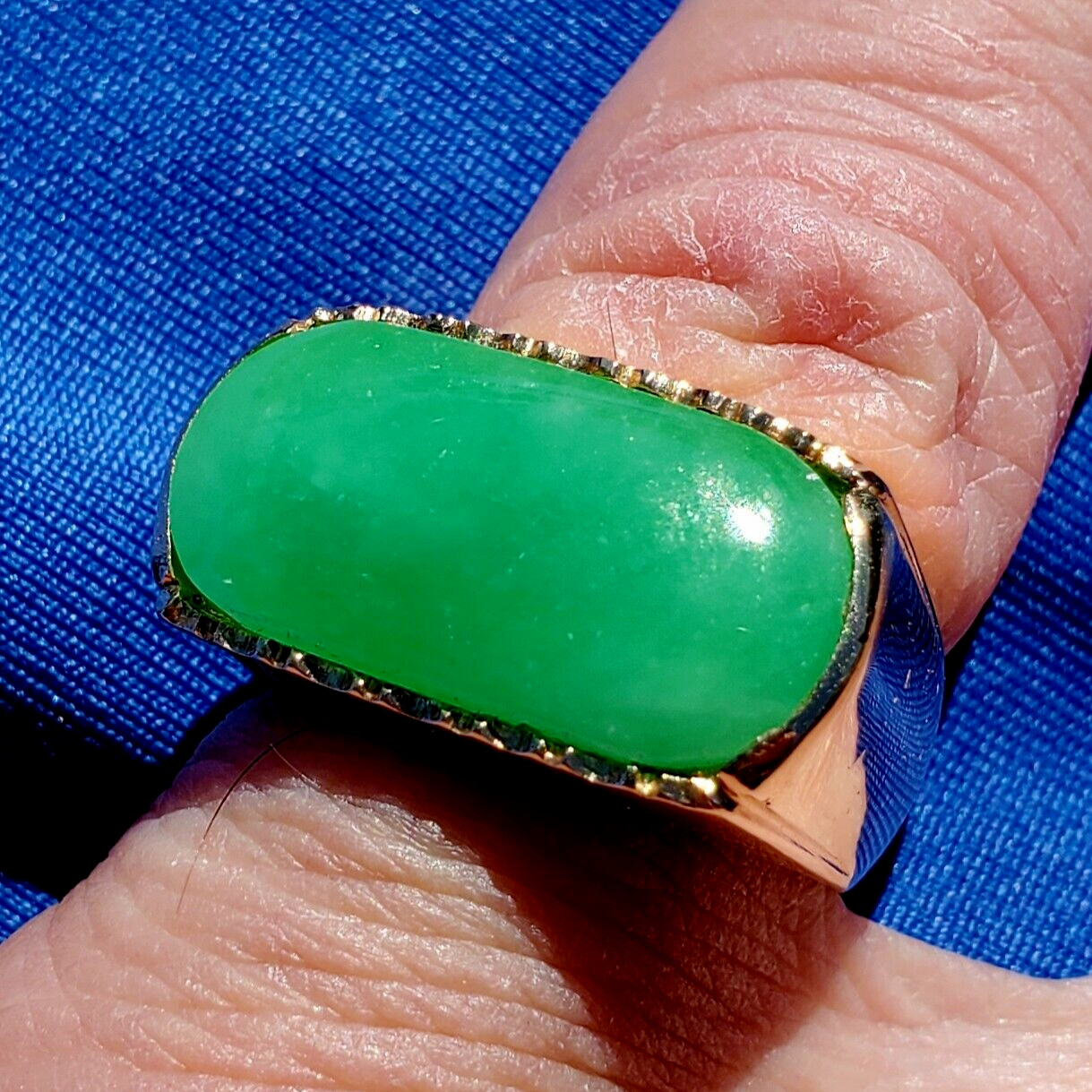 EARTH MINED Green Jadeite JADE Deco Ring Antique Solid 18K GOLD Size 8.75
