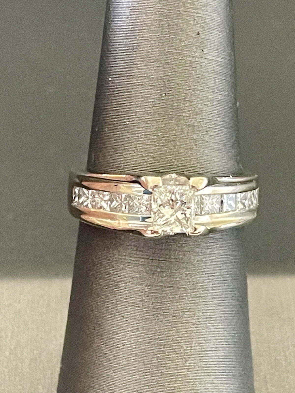 14k White Gold 1.20CTW (1/2CT Center) Princess Cut Diamond Ring (A53)