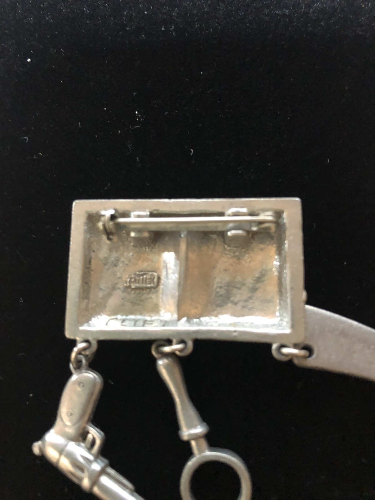 VTG. SILVER TONE PEWTER CLIFT DARK & STORMY NIGHT BOOK BROOCH 1.5″