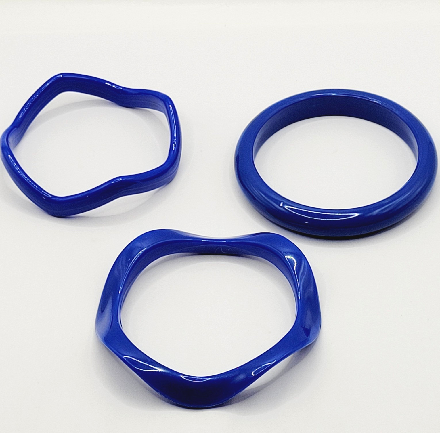 3 Blue Color Different Shape Size Bangle Bracelet Retro Style Vintage 1980s