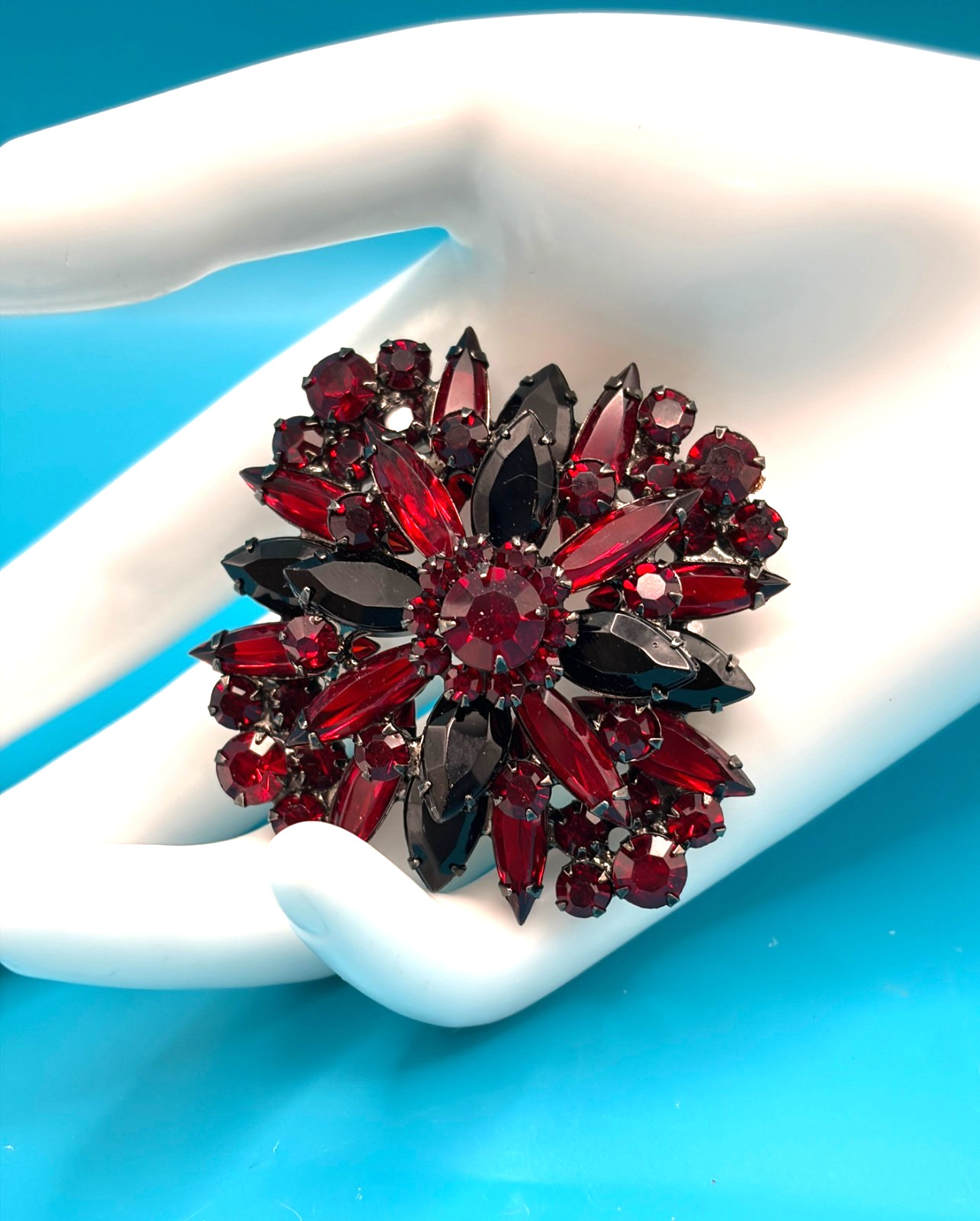 Juliana D&E Brooch/Pendant Vtg Ruby Red & Black Glass Rhinestones Verified 7125
