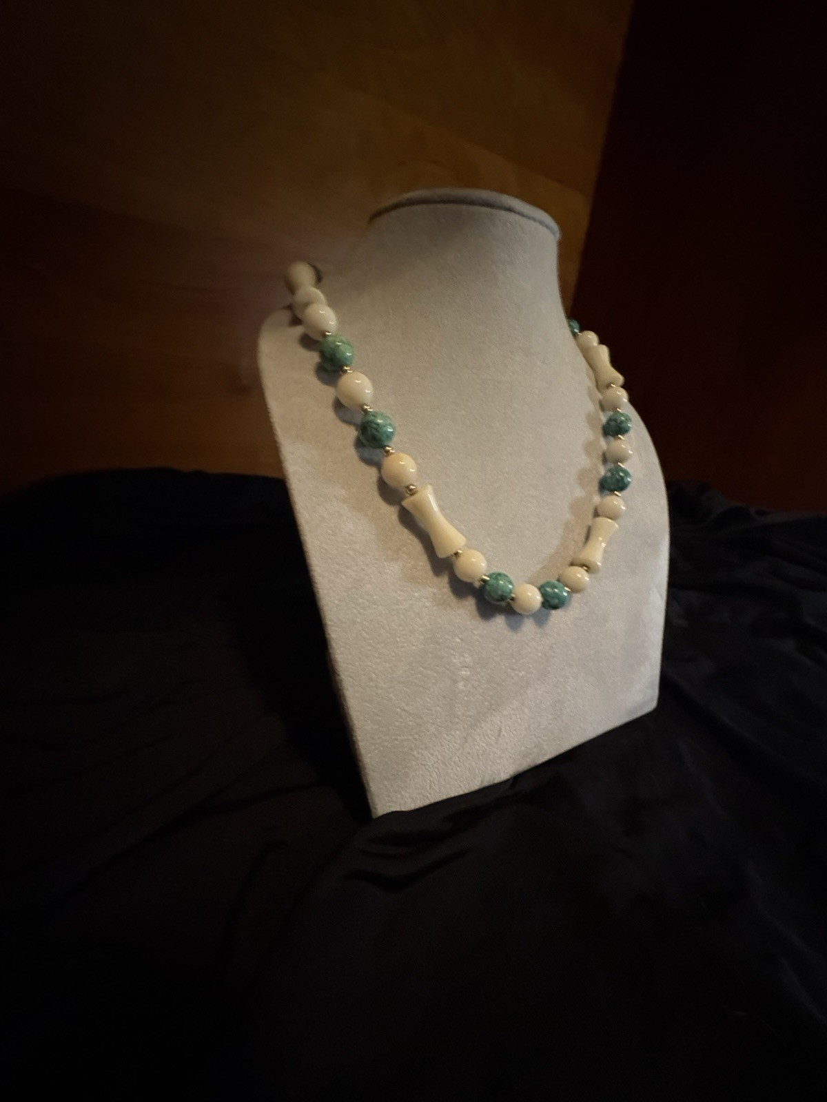 Vintage Chunky Bead White & Turquoise Marbled Necklace Fish Hook Clasp