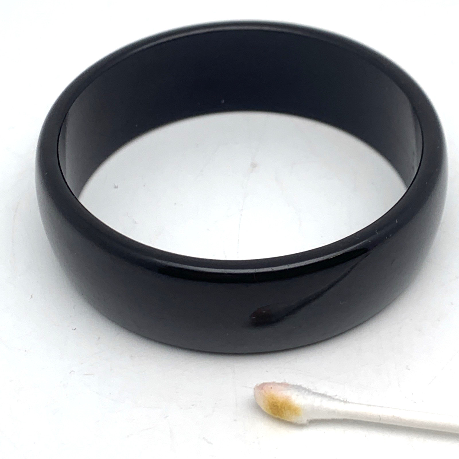 Vintage 21 mm Wide BAKELITE 7-7/8″ Bangle Bracelet Shiny Black TESTED
