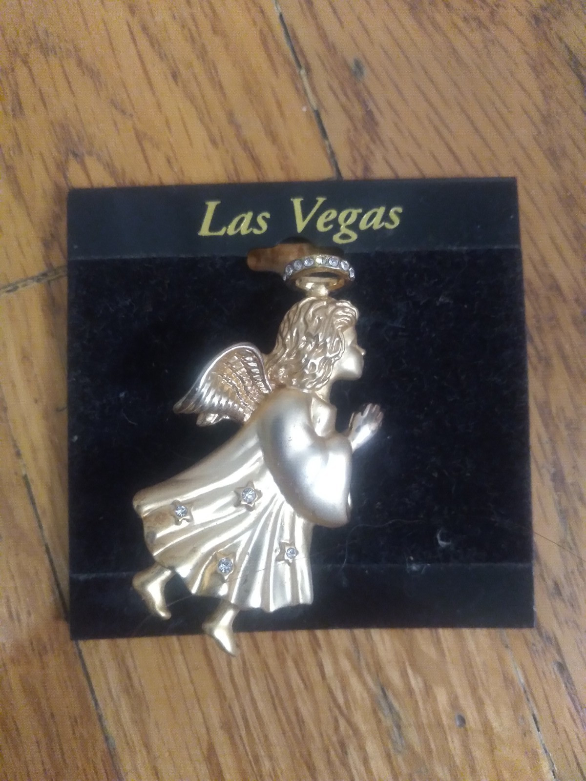 Vintage Gold Tone Praying Angel Brooch Holiday Christmas Wings Halo