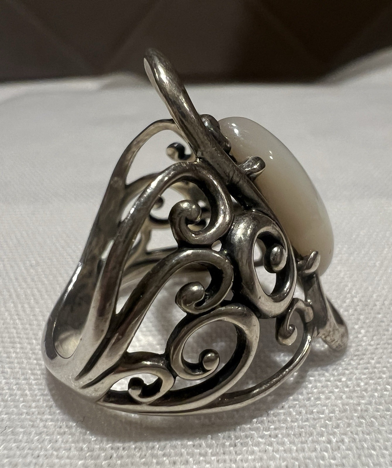 Vintage 925 Carolyn Pollack Mother of Pearl Open Works Ring Size 9.25