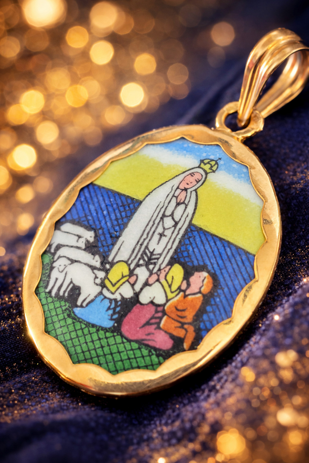 Antique Enameled Gold Medal Virgin Mary Madonna Pendant – 18K Gold