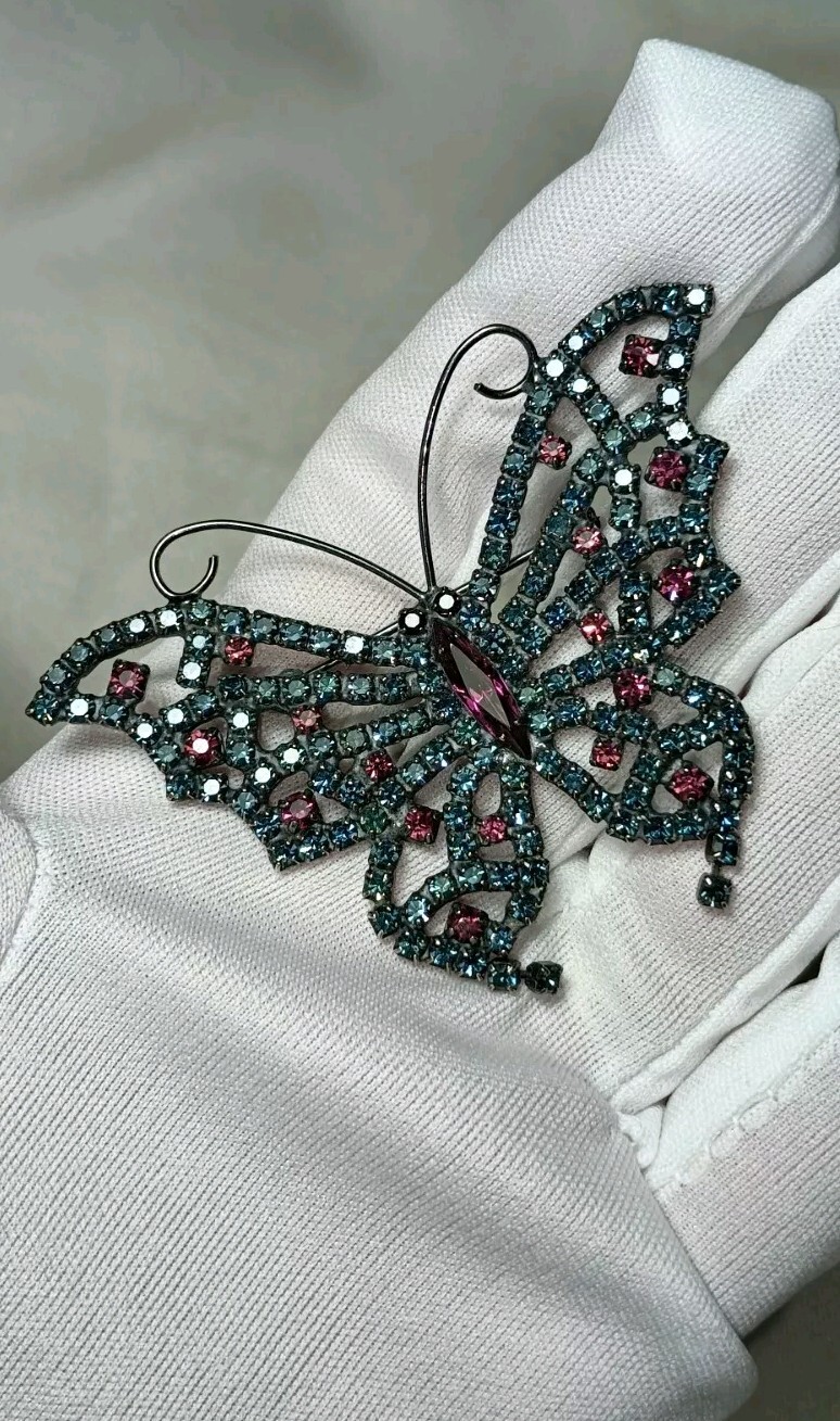 Vintage Dorothy Bauer Gunmetal Pink Blue Crystal Butterfly Pin Brooch