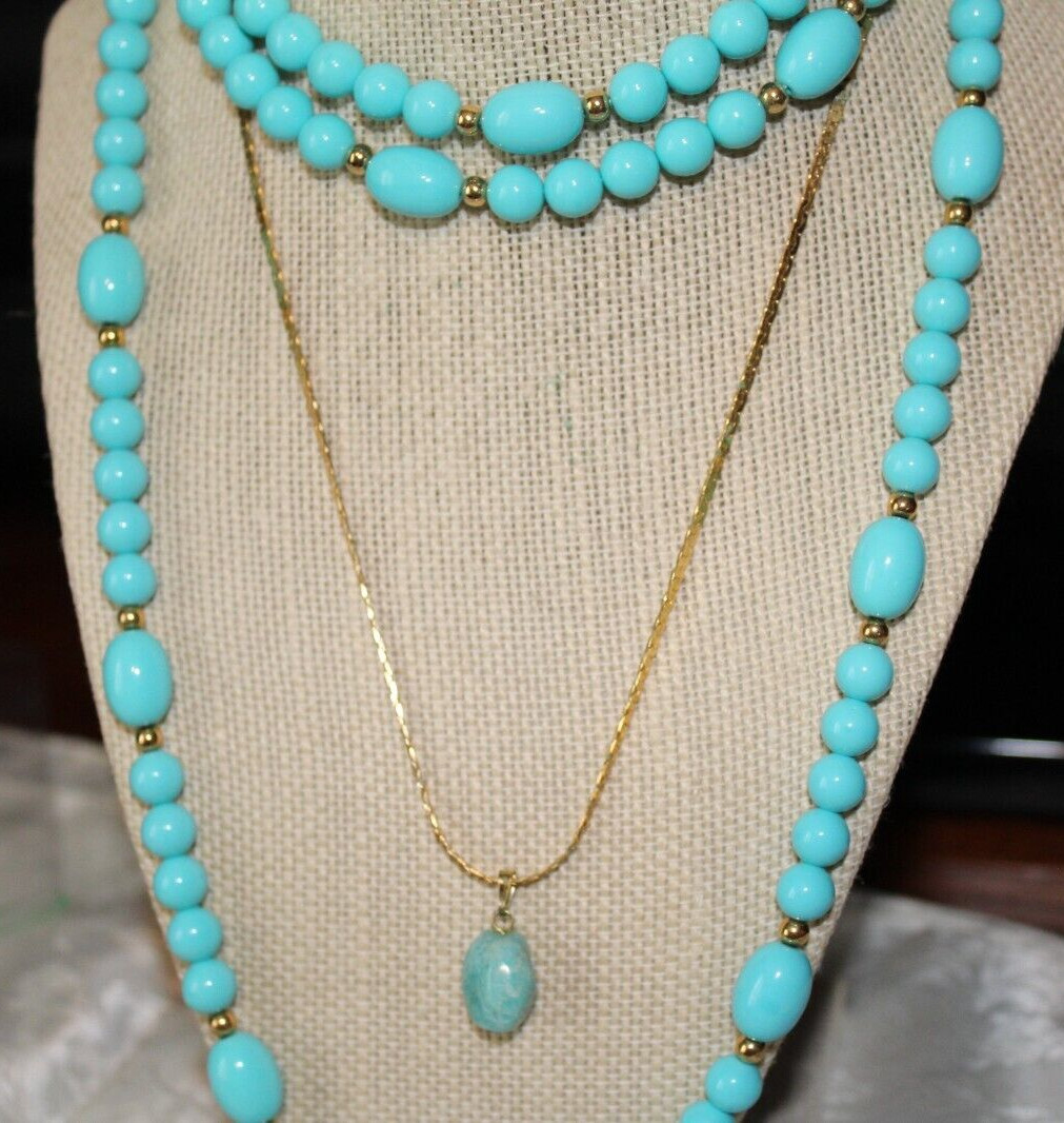 VTG LOT OF 3 TURQUOISE COLOR NECKLACES AND CLIP EARRINGS + 1 CUFF BANGLE