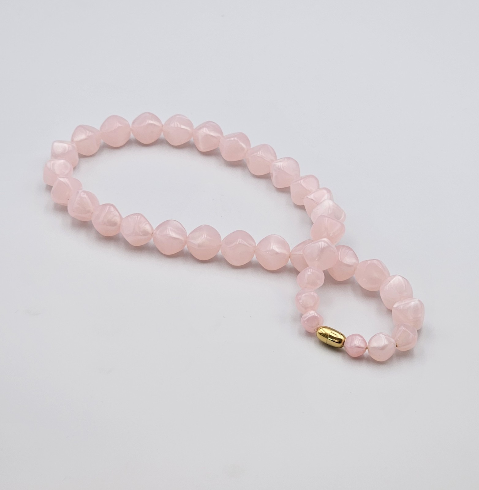 Vintage Pink Glass Necklace Diamond Shape Beads Gold Tone Screw Clasp 20 Inches