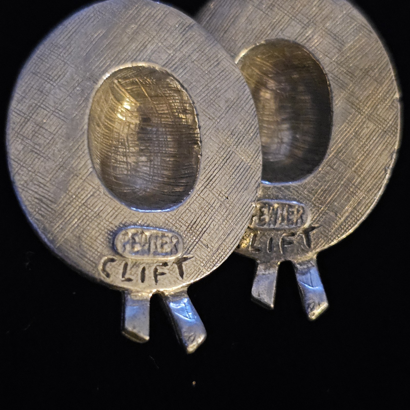 Vintage 1980 CLIFT STRAW HAT w/ FLOWERS PEWTER DANGLE PIERCED EARRINGS Beautiful