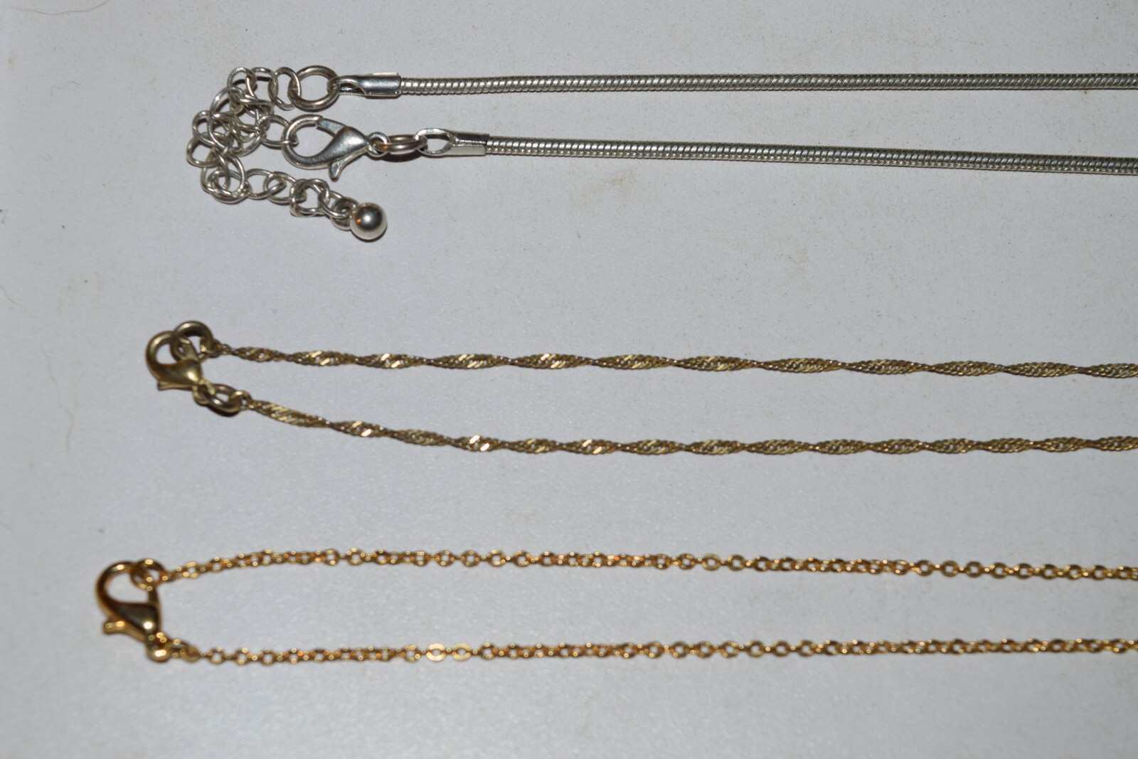 Vintage -now lot of 6-1 2006 FL-1 KC-1 SHB-1 LC-1 NWT-1 not sure chain necklaces