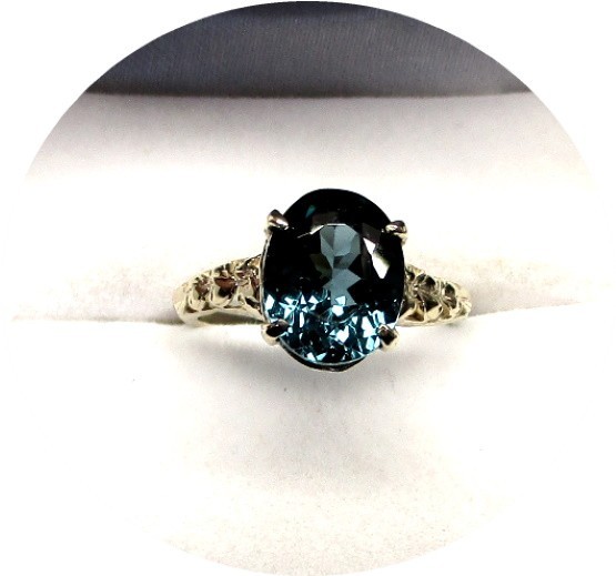 Pretty Blue-Green INDICOLITE Tourmaline Ring – 14k Solid Yellow Gold Mtg