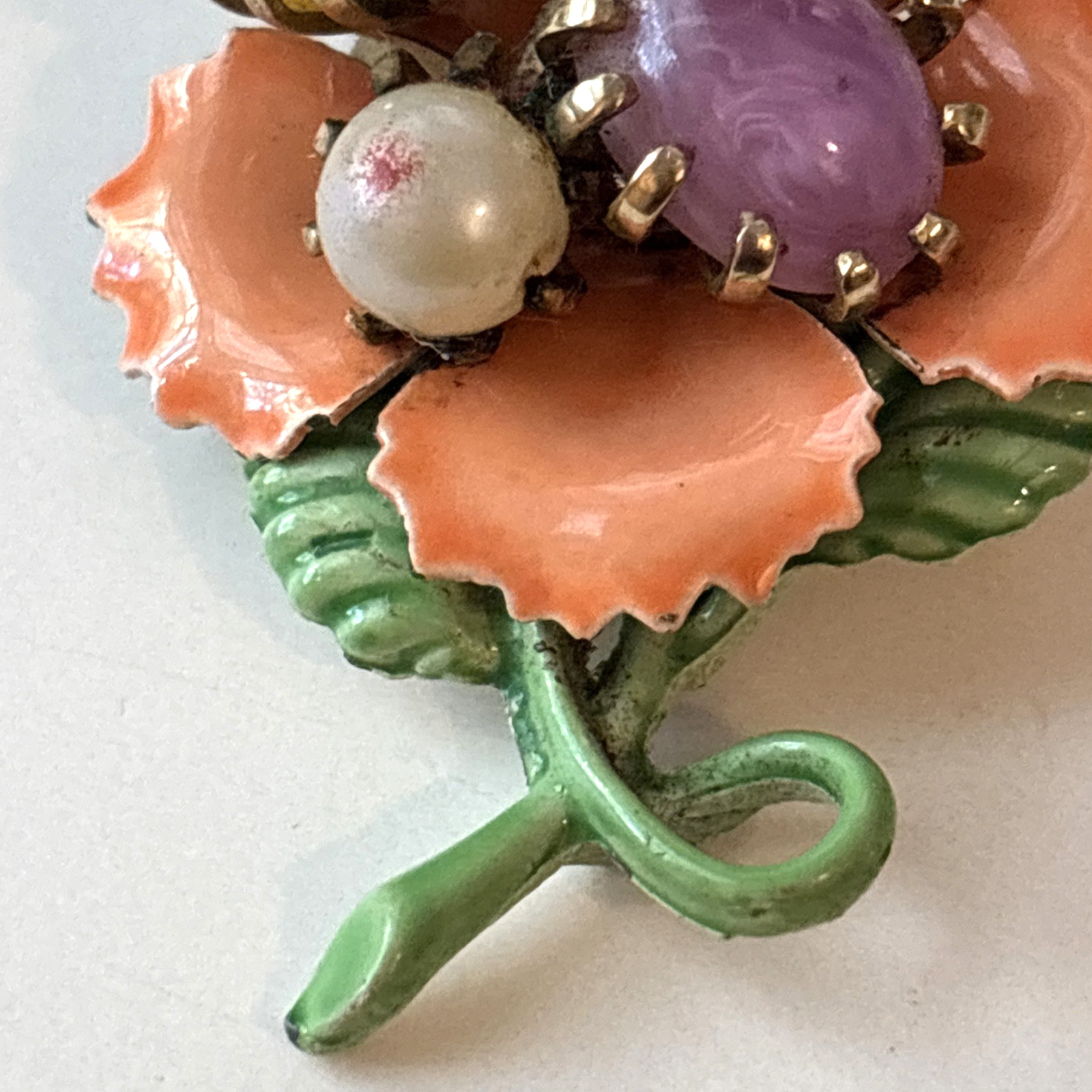 Vintage Enamel Orange Flower Power Brooch With Prong Set Tumbled Stones READ