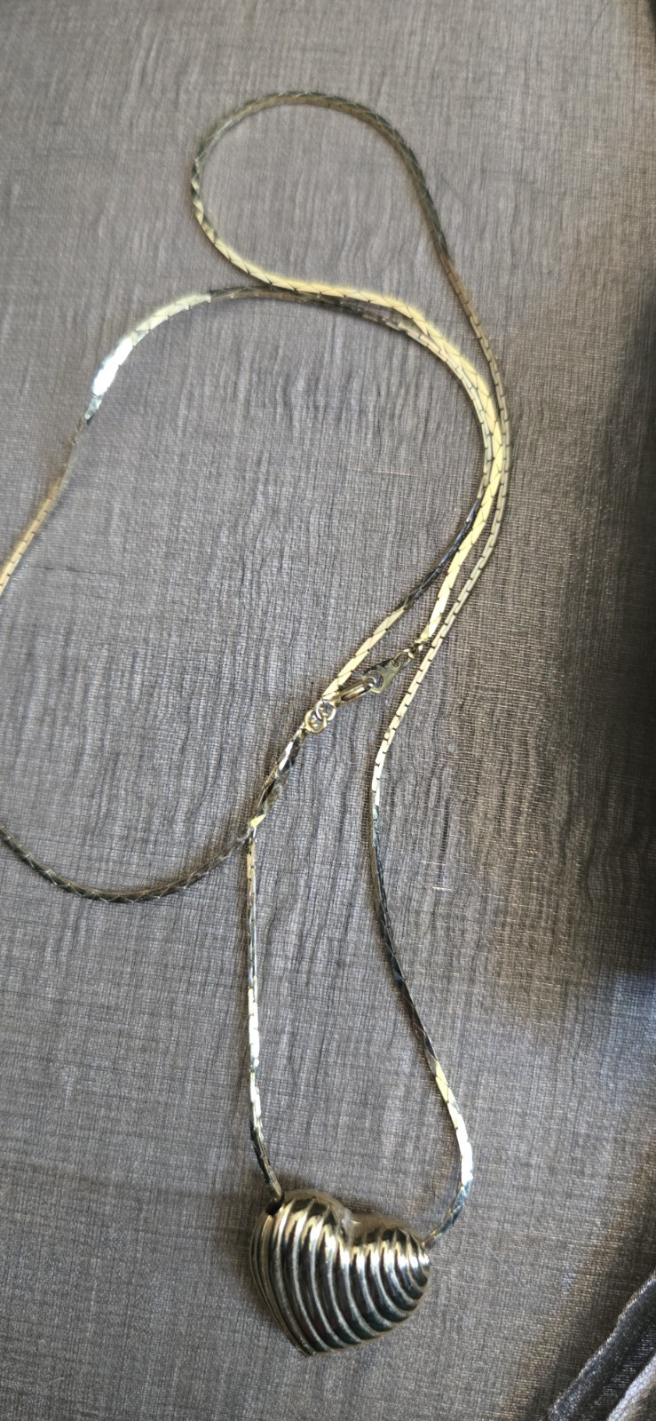 Goldtone Vintage Lined Puff Heart on 24 Inch Snake Chain Necklace