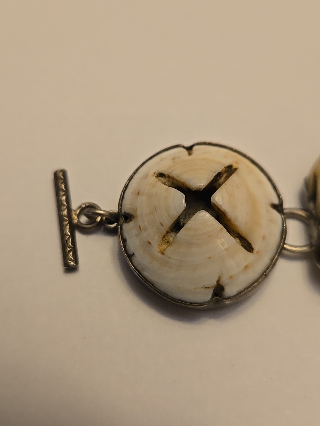 Large Amy Kahn Russell Sterling Silver And Carved Shell & Wood?