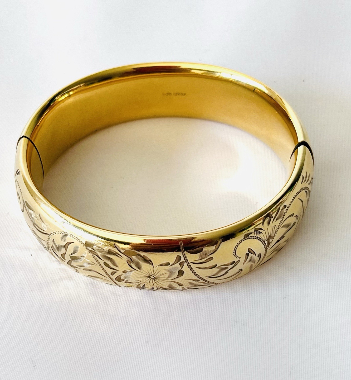Vintage Gold Filled Etched Hinged Bangle Bracelet Victorian 1/20 12 K Gold