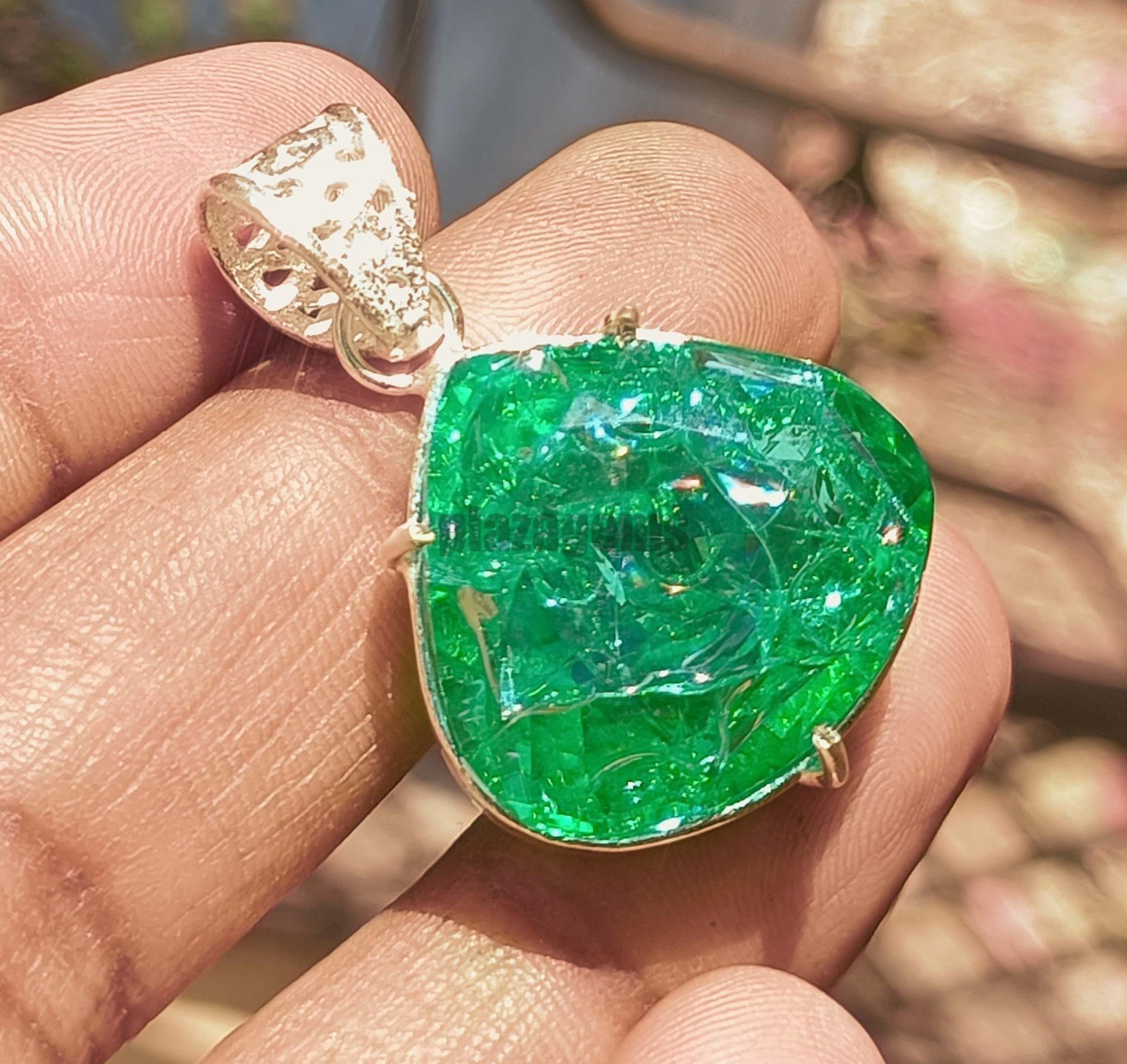 46 Ct Natural Vivid Green Colombian Emerald Pear Certified Pendant
