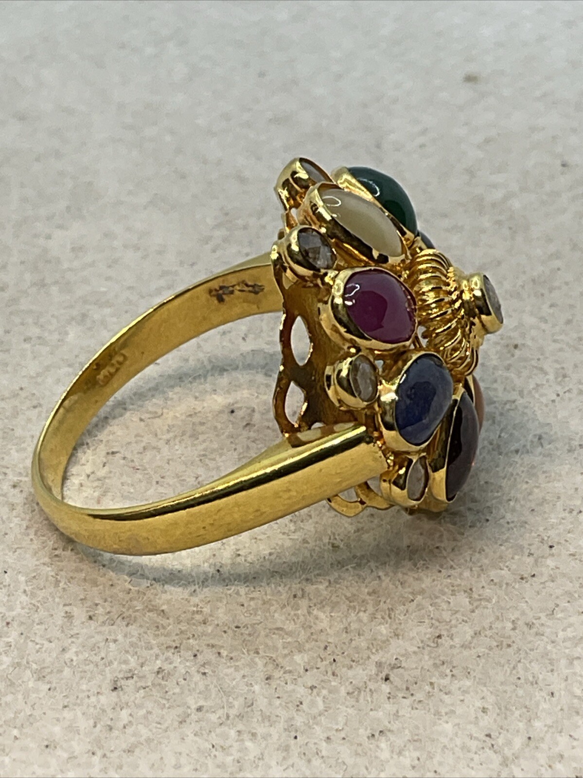 VINTAGE HANDMADE Solid 18K (750) Multicolor Gemstones & Rose Cut Diamonds Ring