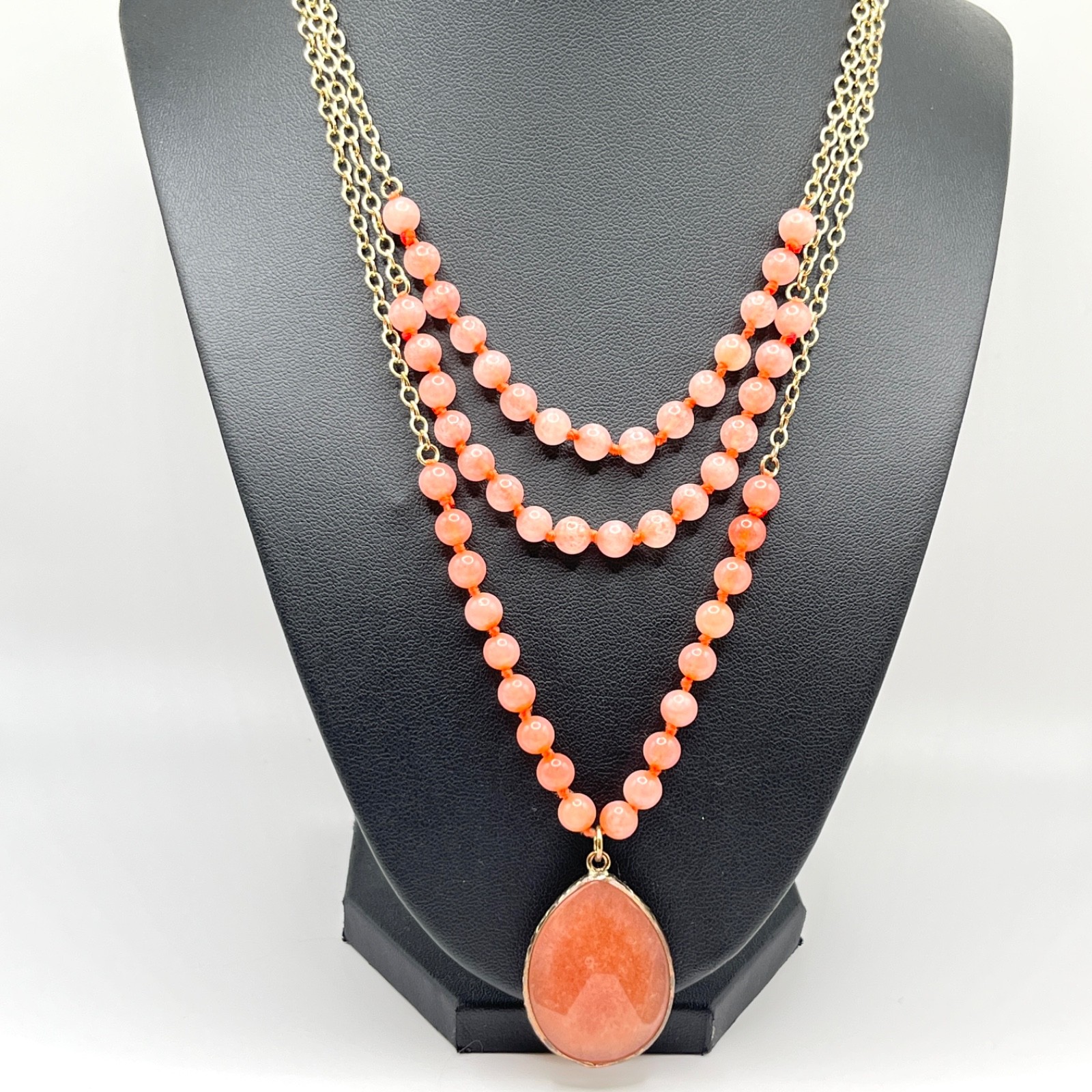 Vintage Orange Pink Stone Layered Knotted Bead Necklace w/ Faceted Pendant 21″