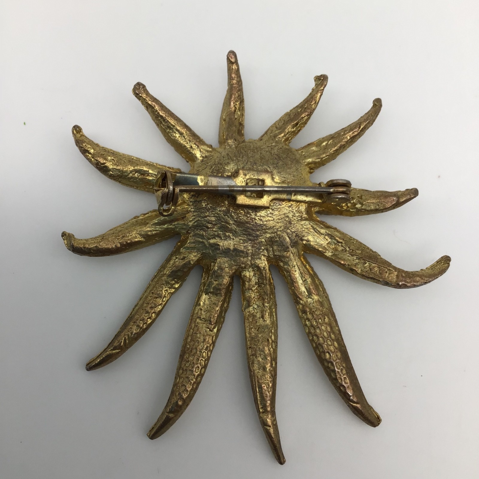 Boucher 1950’s Flower/Star Brooch #7441 Brushed Gold Tone Metal 2 3/8 inches
