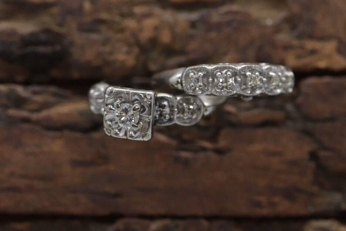 2 CTW White Round Simulated Diamond Art Deco Antique Style 925 Silver Ring Set