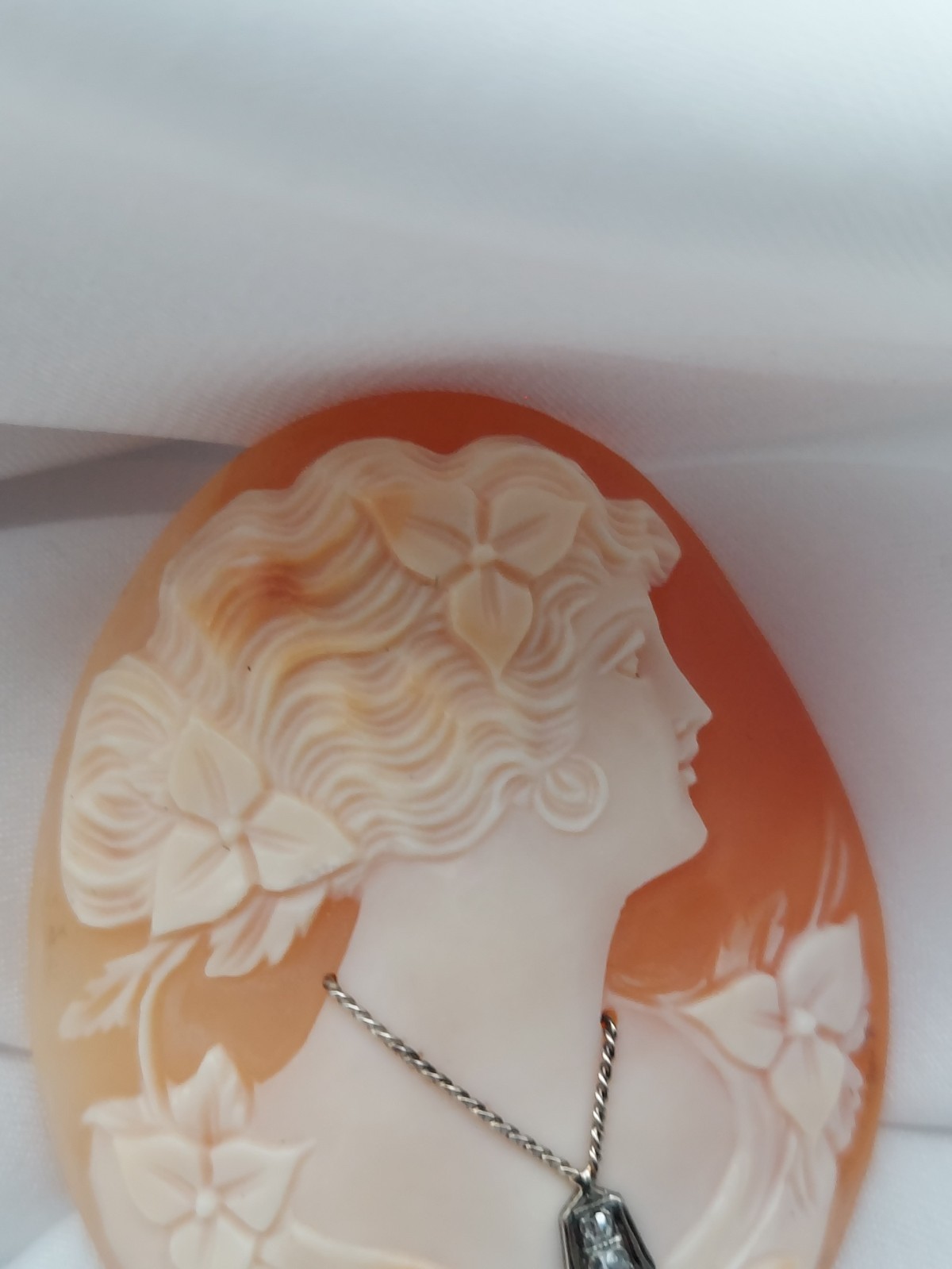 Antique Carved Shell Cameo Pin w/ Diamond Necklace Unmounted 2″ x 1.5″ 12. 7Grms