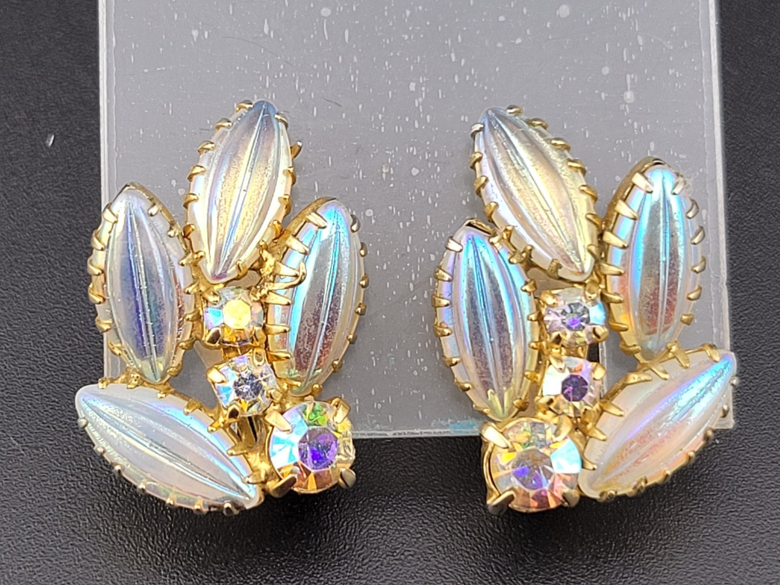 Vintage Aurora Borealis AB Gripoix Glass Rhinestone Clip Earrings Gold Plated 1″