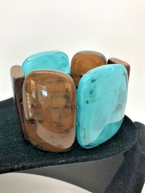 Vintage Multicolor LUCITE and WOOD STRETCH BRACELET 60s 70s