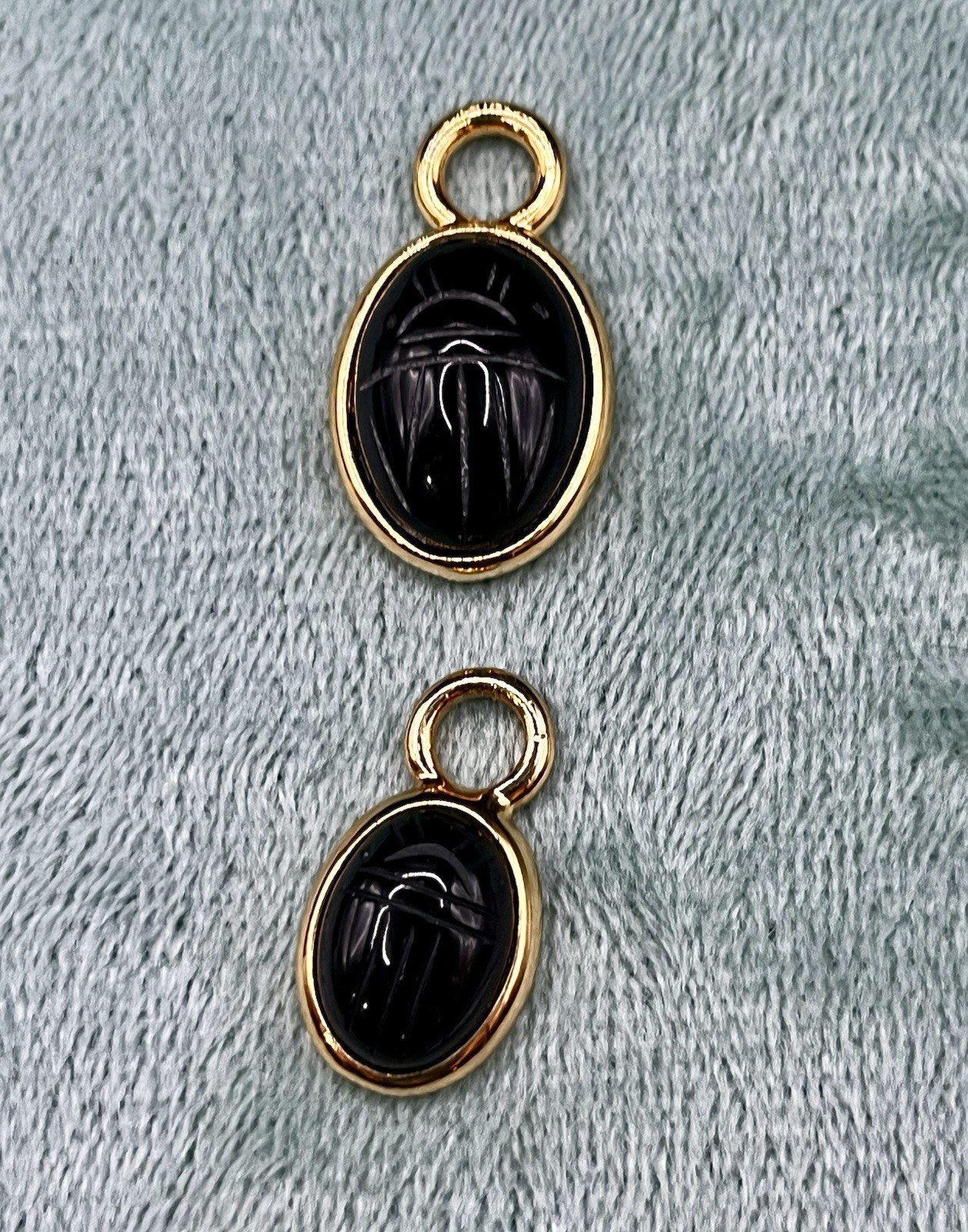 Egyptian style Carved scarab & Gold Tone Shell Interchangeable Necklace Set 12pc