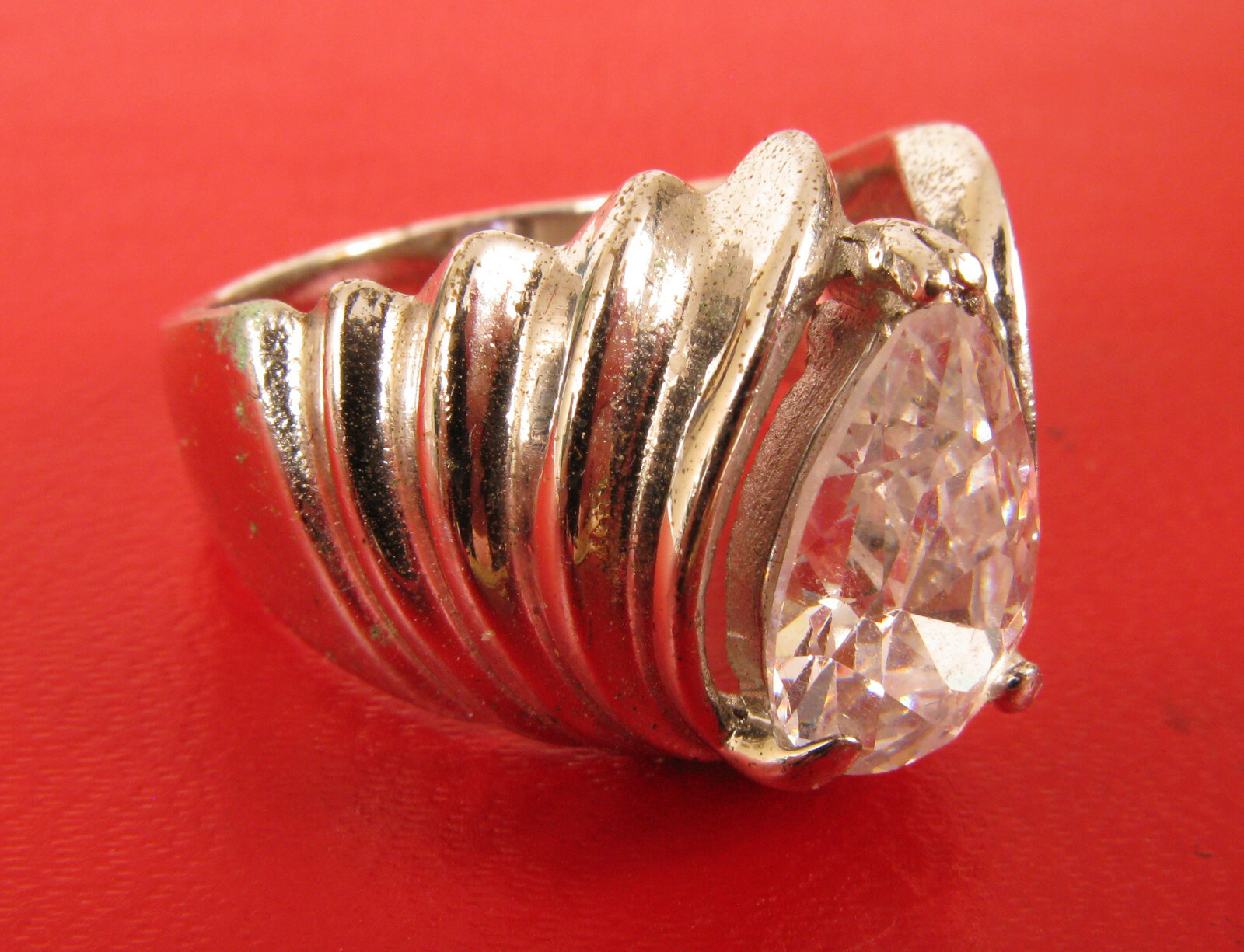 VINTAGE LINDENWOLD FINE JEWELERS STERLING SILVER CUBIC ZIRCONIA COCKTAIL RING !