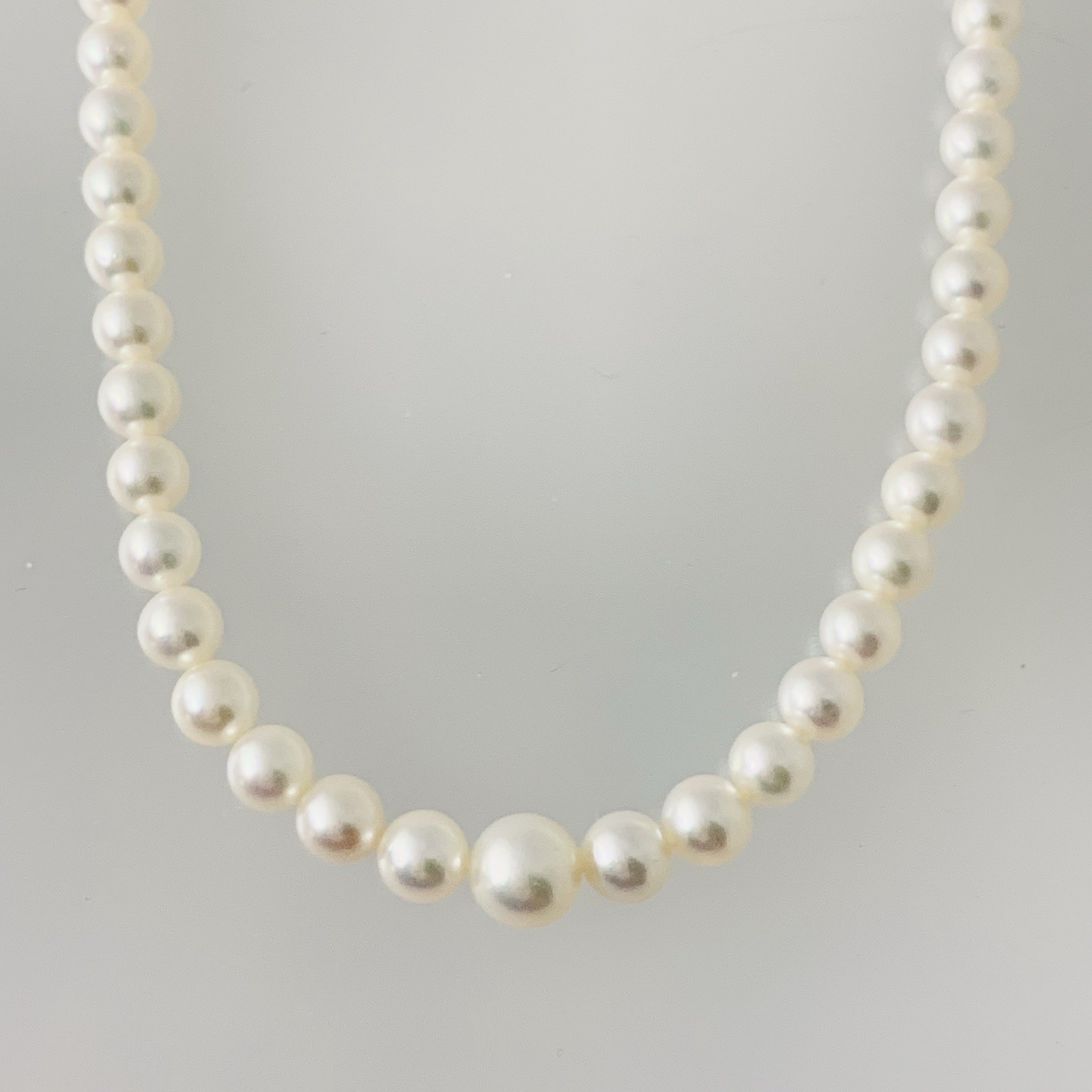 Mikimoto Akoya Pearl Necklace Strand Graduated Hi Luster VTG Japan Silver 18”