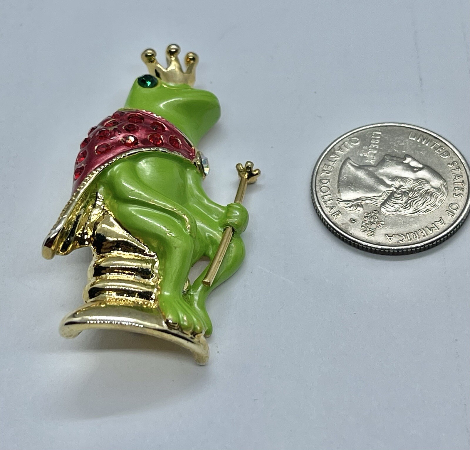 Vintage Whimsical Enamel Frog Prince Blue Eyes & Rhinestone Cape Brooch
