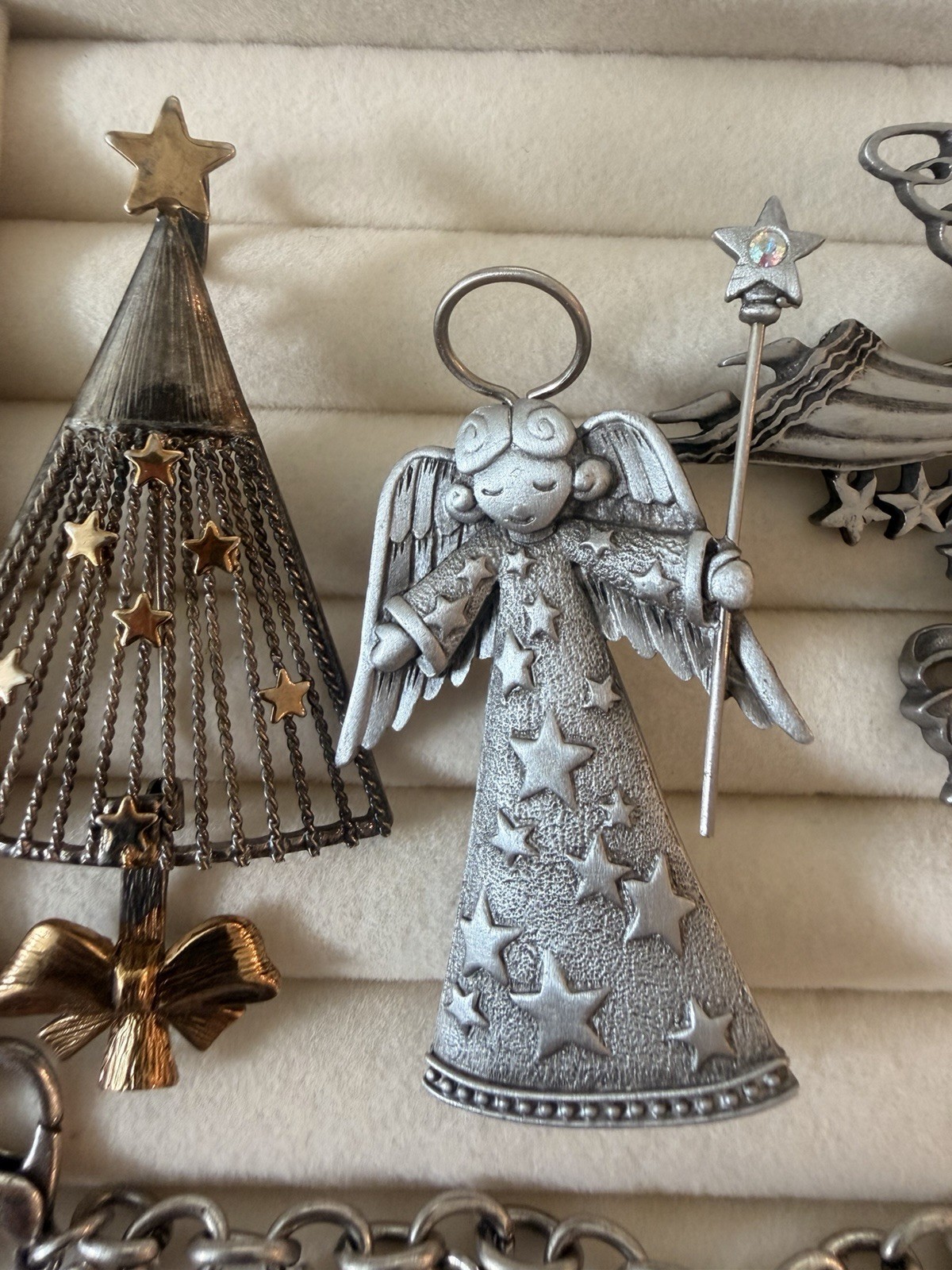 Lot of 5 Vintage CHRISTMAS Collection Silver 12 Days Of Christmas Bracelet
