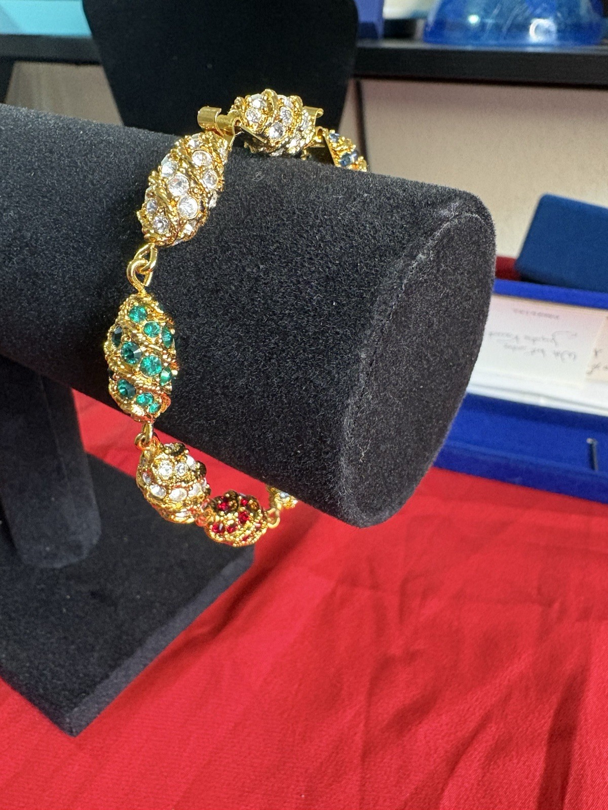 Camrose & Kross Jackie Kennedy JBK Royal Egg Bracelet. Signed JBK