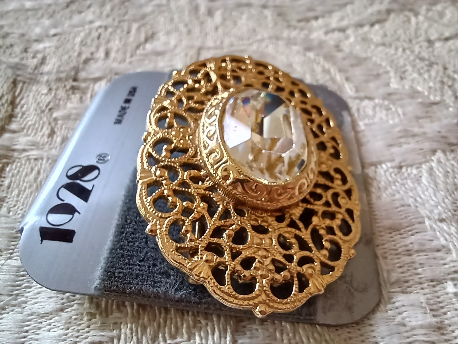 1928 Vintage 1980s Brooch Pin Large Sparkly Center Clear Stone Filigree Surround