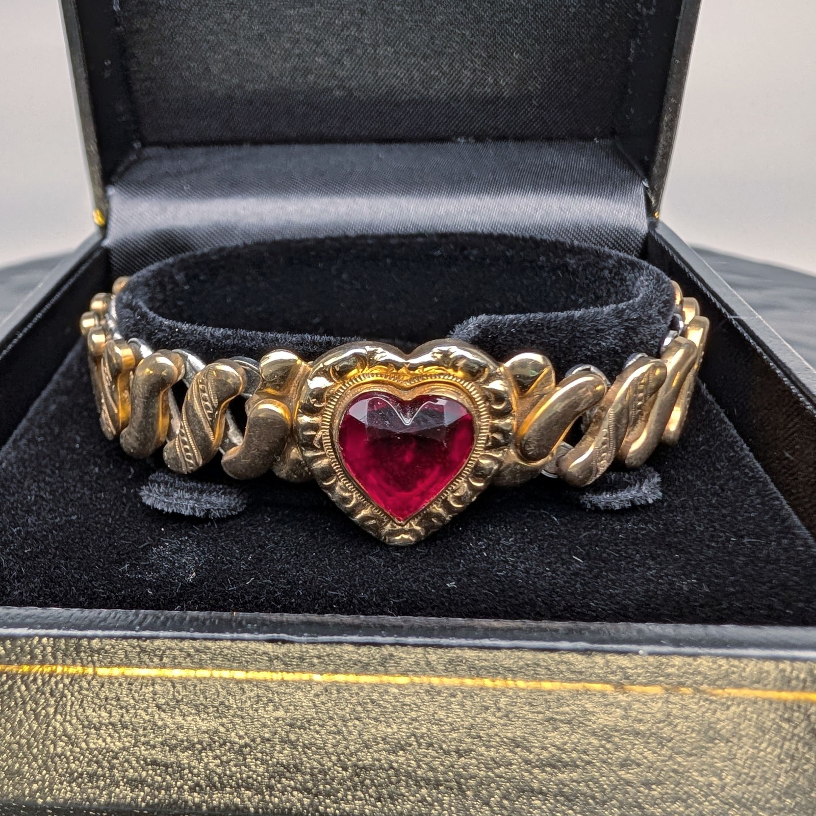 Carmen D.F.B. Sweetheart Ruby Red Heart Gold Filled Expansion Bracelet Vintage