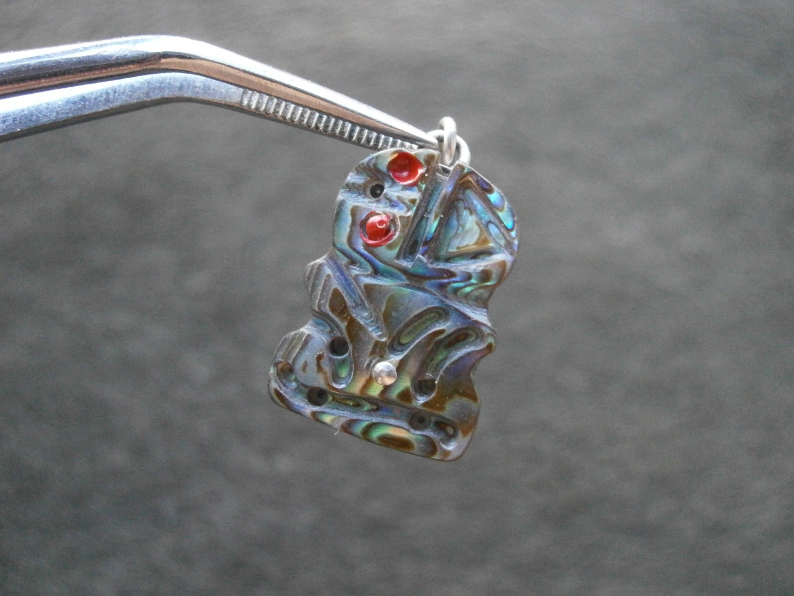 Maori Hei Tiki Vintage Paua Shell & Sterling Silver Bracelet Charm 1.3g